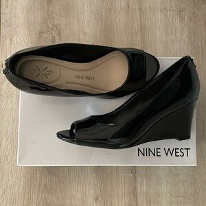 Brand New in box -Nine West Black Cape 9x9 Dress Wedges